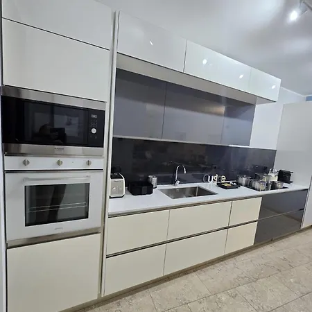 Giulia's Penthouse *